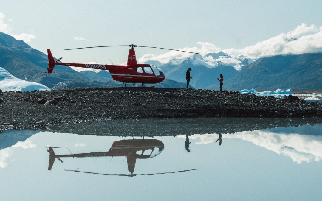The Great Sightseeing Debate: Helicopters vs. Planes